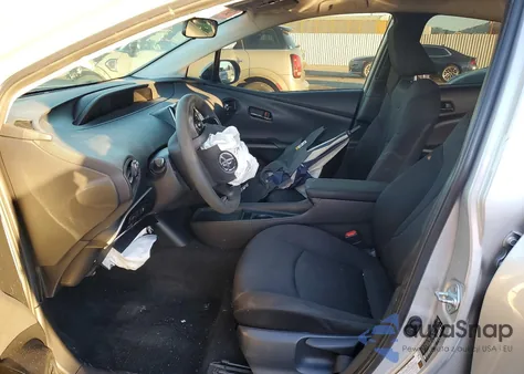 2020 Toyota Prius L z USA, uszkodzony, nr VIN JTDKARFU8L3121091